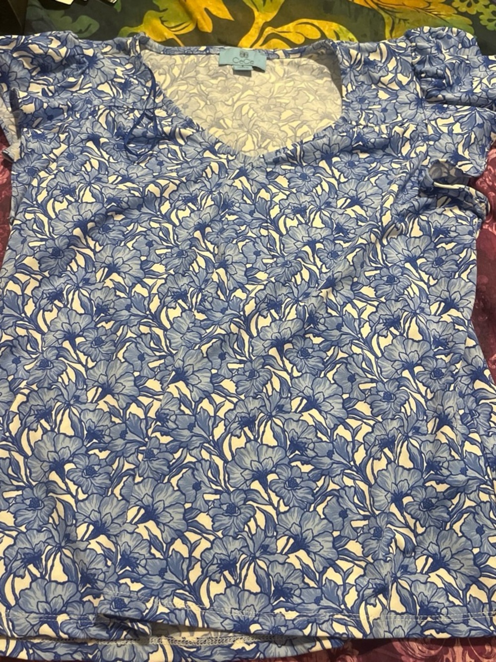 CeCe Blue Floral Scoop Neck Short Sleeve Top
